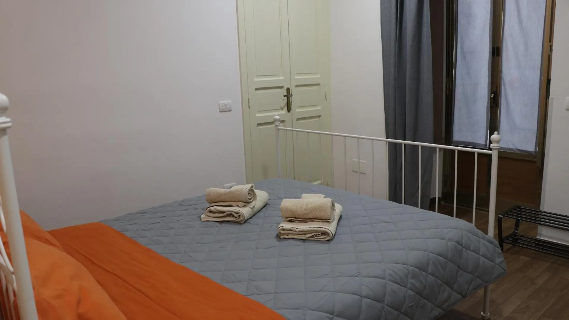 Bed & Breakfast Bed and Breakfast Il Cortile 1940 Scicli Italia