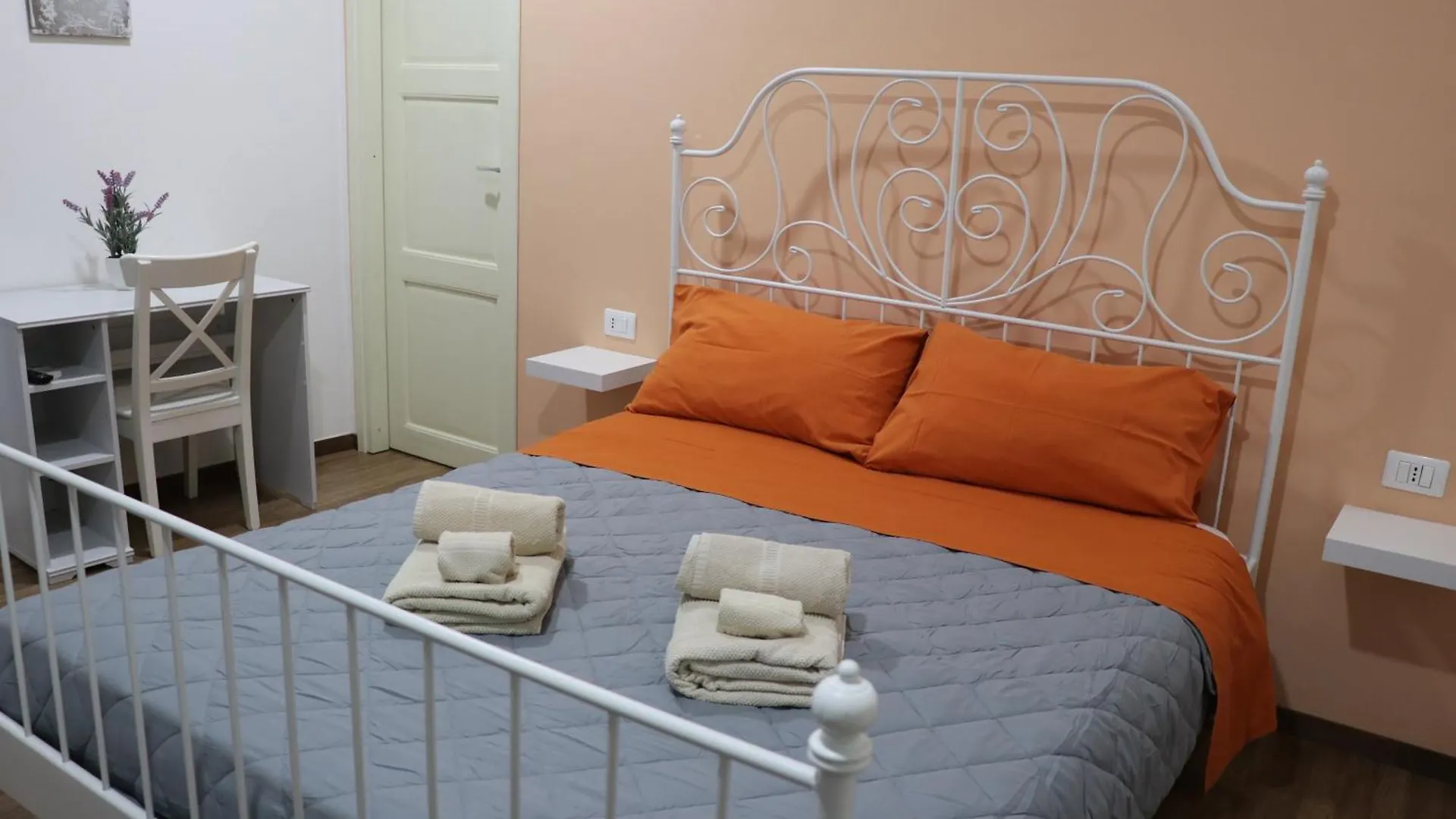 Bed and Breakfast Il Cortile 1940 Scicli Bed & Breakfast